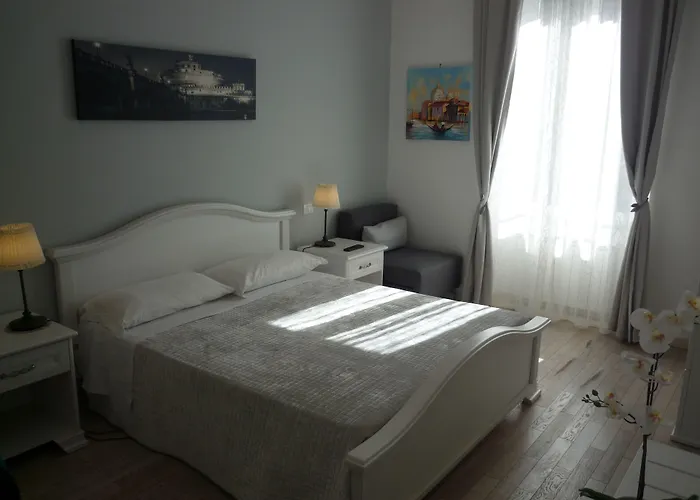 My Bed Vatican Museum 4*